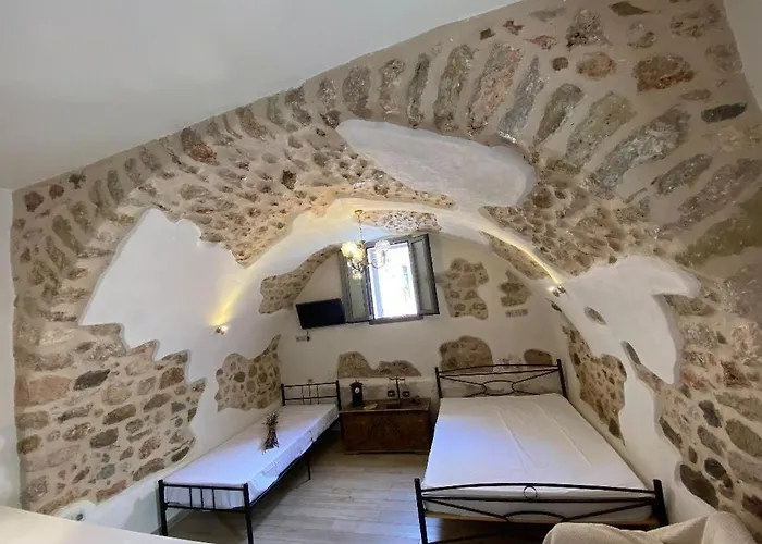 Καμάρα Χωριό Φοινίκι , Kamara Finiki Village